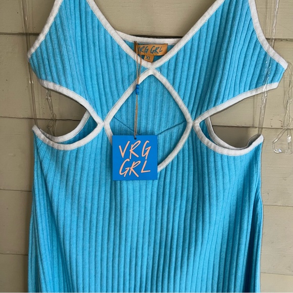 VRG GRL Beauty Icon Ribbed Knit Maxi - Picture 3 of 11